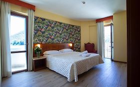 Hotel Miralago